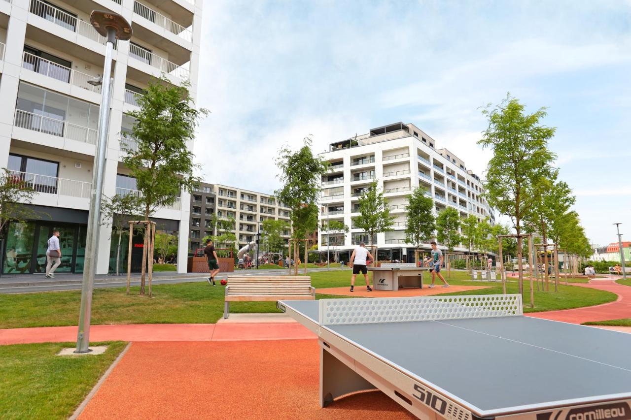 Modern Apartment Near The City Centre Urban Братислава Екстер'єр фото